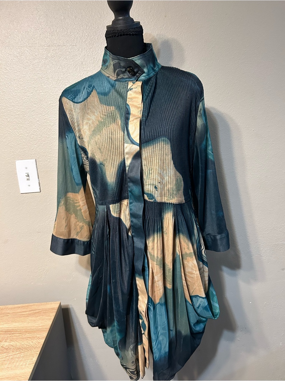 LINDI Large Abstract Pleated Art to Wear Coat Dress Lagenlook